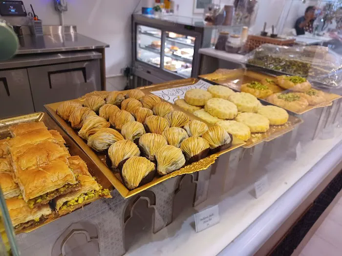 LeVant dessert Picture 1