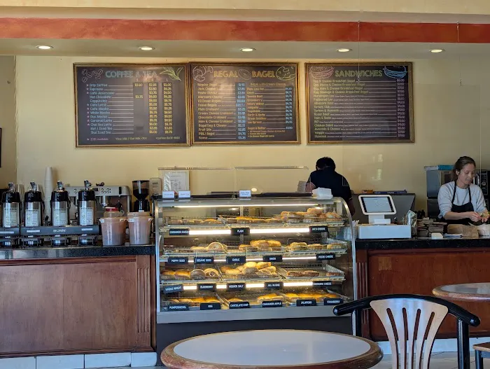 Regal Bagel Picture 3