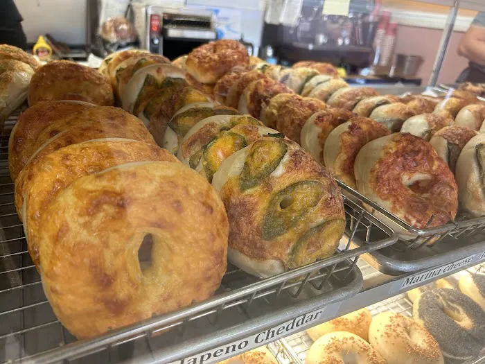 Bernal Bagels & Donuts Picture 7