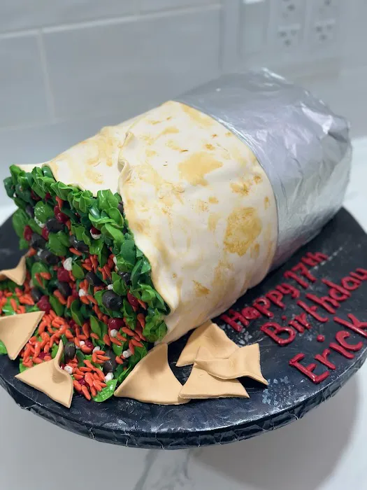 Susy Custom Cakes Picture 10