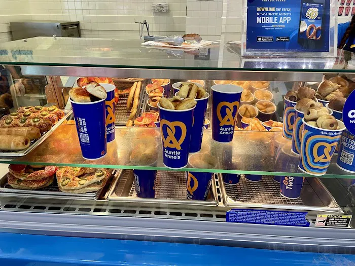 Auntie Anne's Picture 2