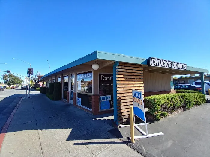 Chuck's Donuts Picture 9