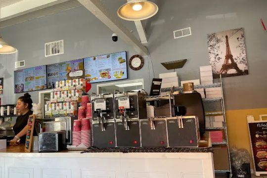 San Carlos Chuck's Donuts