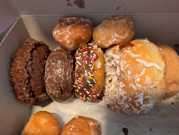 Chuck's Donuts Picture 8