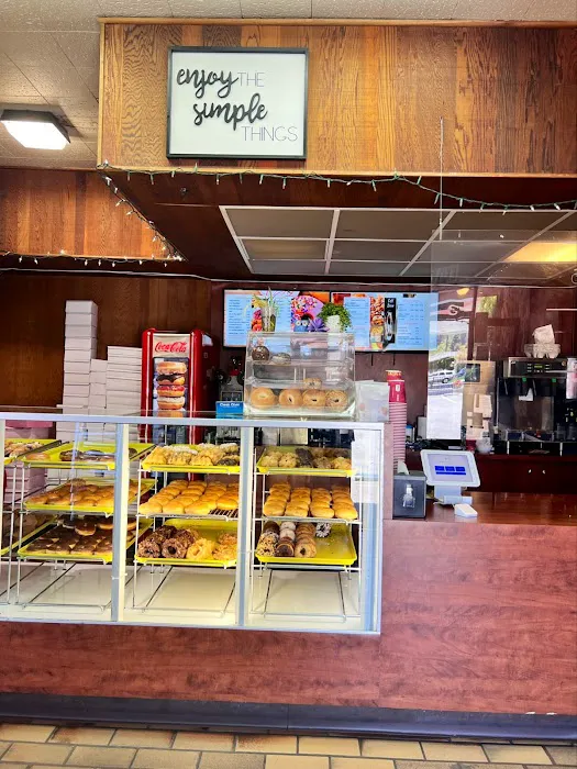 Chuck's Donuts Picture 2