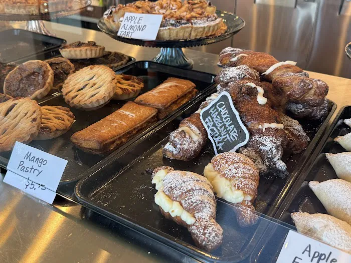 Lolita Artisanal Bakery- Cafe Picture 10