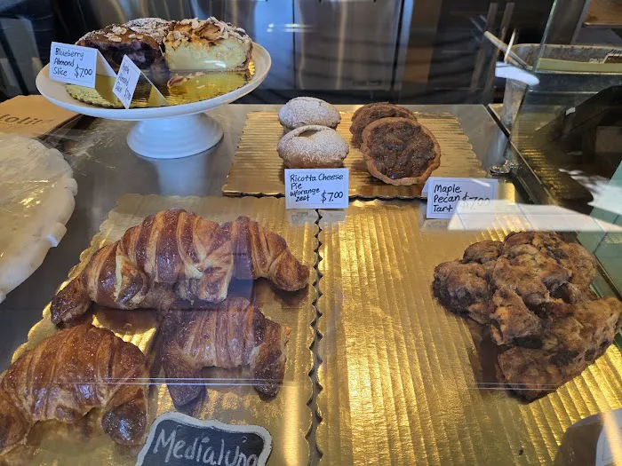 Lolita Artisanal Bakery- Cafe Picture 8