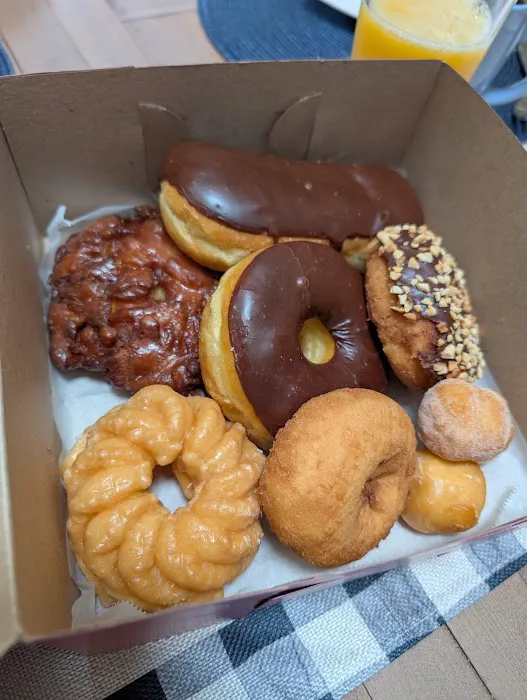 Golden Bell Donuts Picture 6