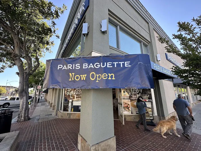 Paris Baguette Picture 1