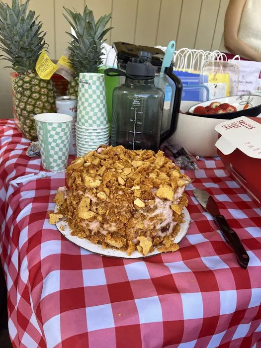 Claire's Crunch Cake Picture 6