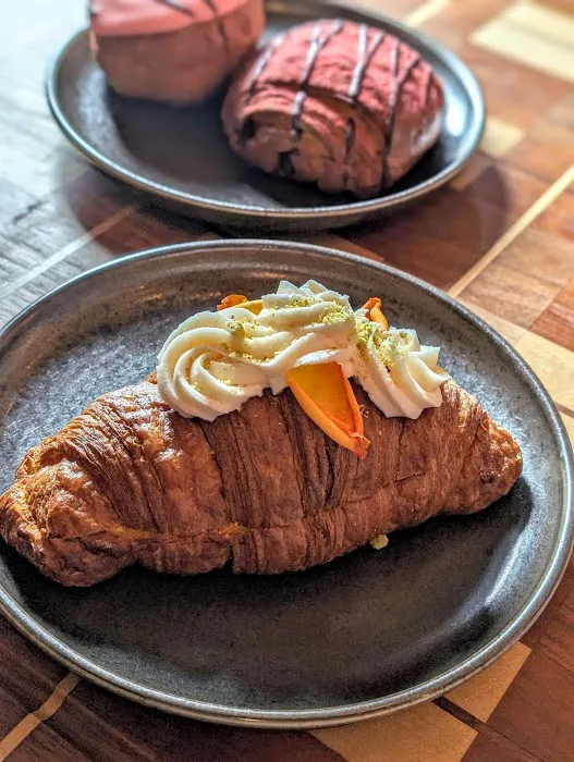 Twelvemonth Bakehouse Picture 10