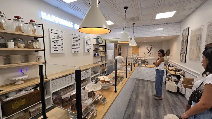 Busy Lizzy’s Baked Goods Picture 4