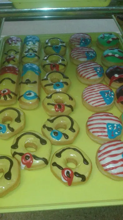 63rd Donuts Picture 3