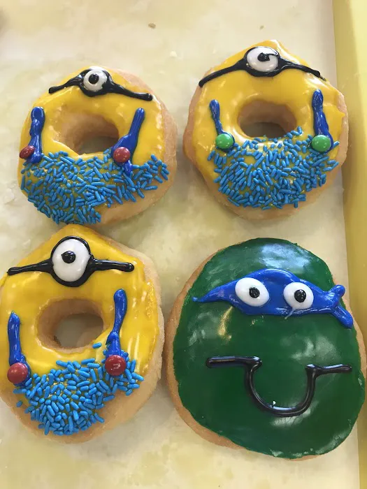 Expressway Donuts Picture 2