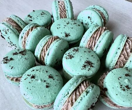Macarons by Sabrina
