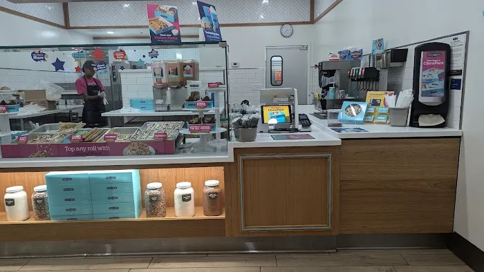 Cinnabon Picture 9