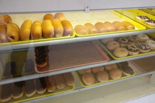AM Donut