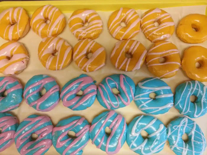 Daylight Donuts Picture 2