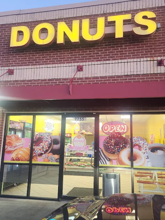 Hefner Donut Shop Picture 2