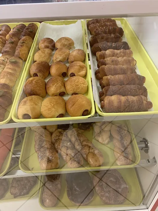 Hefner Donut Shop Picture 8