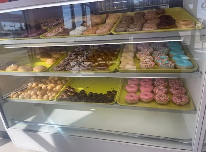 Daylight Donuts Picture 7