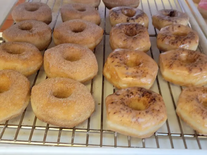 Donut Palace Picture 5