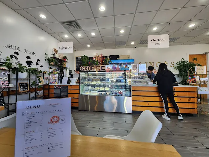 Ling's Cakery Picture 8