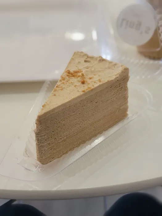 Ling's Cakery Picture 3