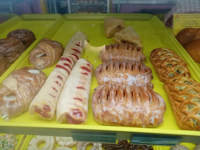 Sweet Mong Donuts and Bakery Picture 7