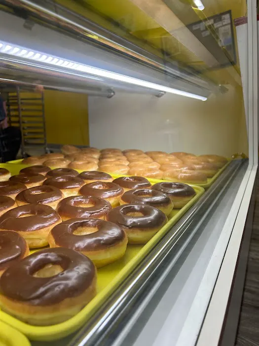 Sweet Mong Donuts and Bakery Picture 9