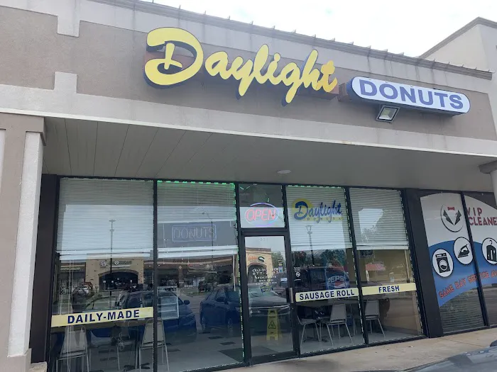 Eight Donuts Picture 3