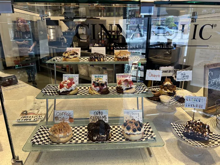 Cinnaholic Picture 8