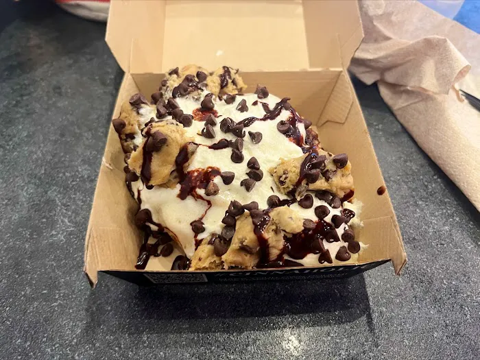 Cinnaholic Picture 7