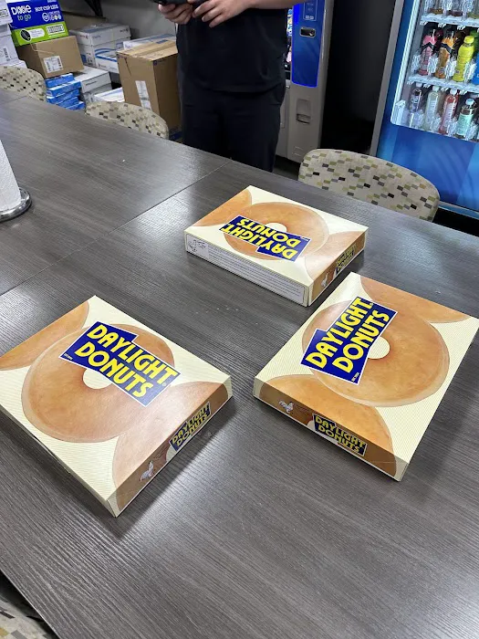 Daylight Donuts Picture 4