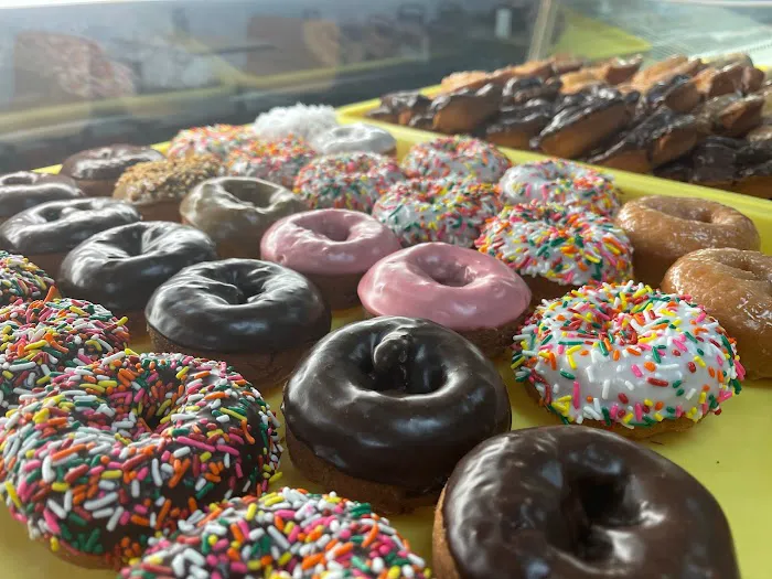 Daylight Donuts Picture 10