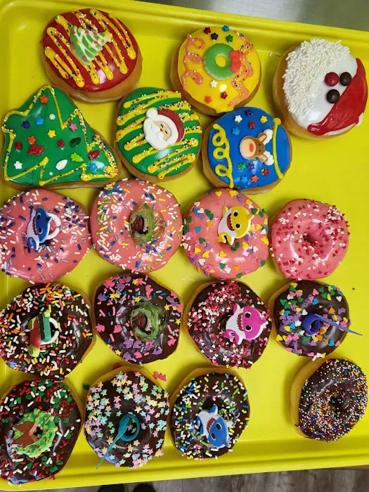 Parkway Donuts Picture 6
