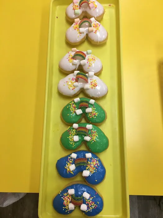 Parkway Donuts Picture 5