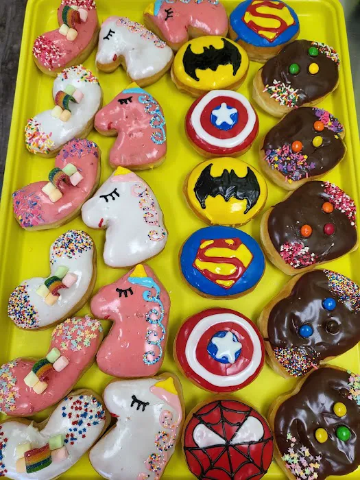 Parkway Donuts Picture 8