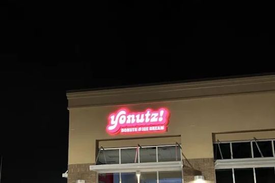 Yonutz Donuts and Ice Cream - Yukon Oklahoma