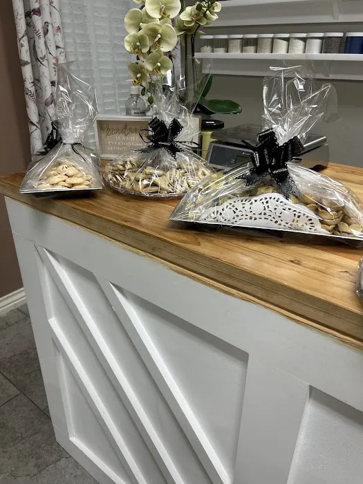 Sara's Sweets Picture 5