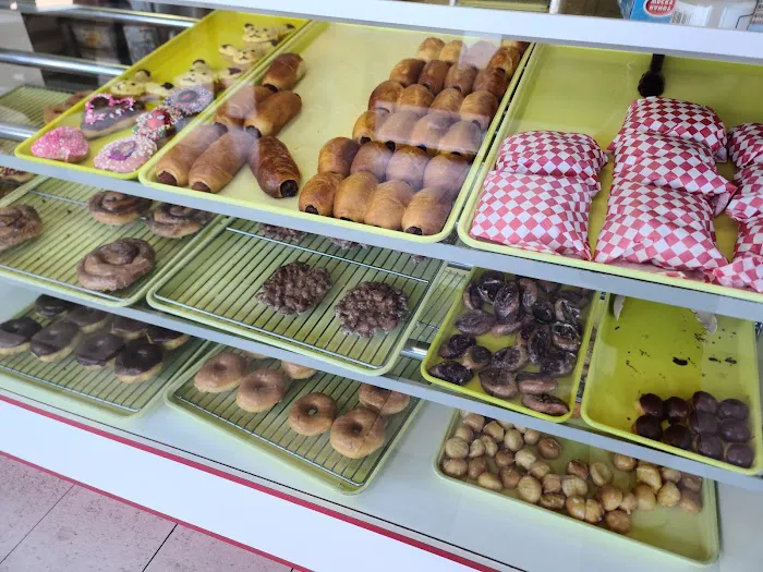 Walker Donut Picture 3