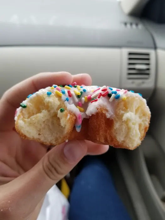 Daylight Donuts Picture 7