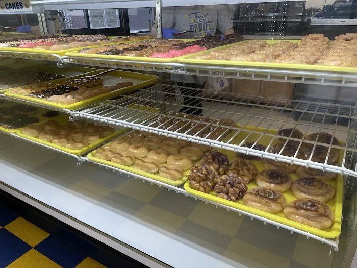 Daylight Donuts Picture 4