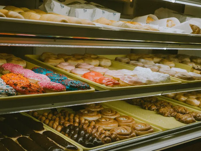 Daylight Donuts Picture 1