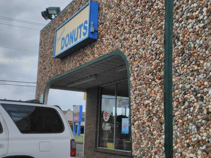 Daylight Donuts Picture 3