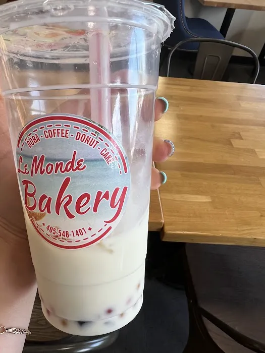 Lé Monde bakery Picture 1