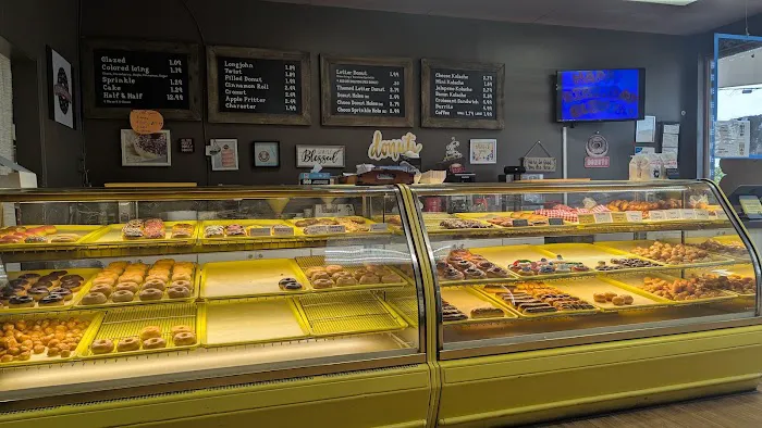 5 Star Donuts Picture 1