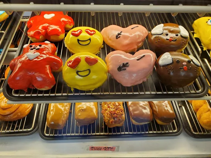 Daylight Donuts Picture 3