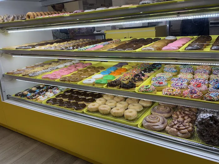 Lazy Kat Donuts Picture 3