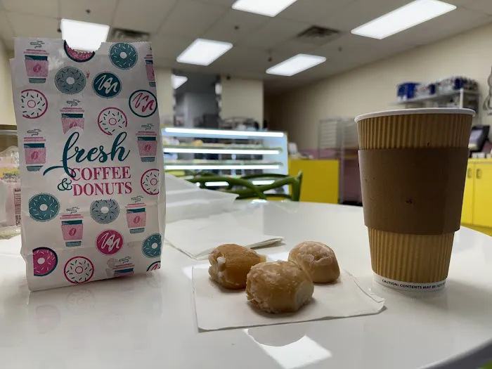 Lazy Kat Donuts Picture 4